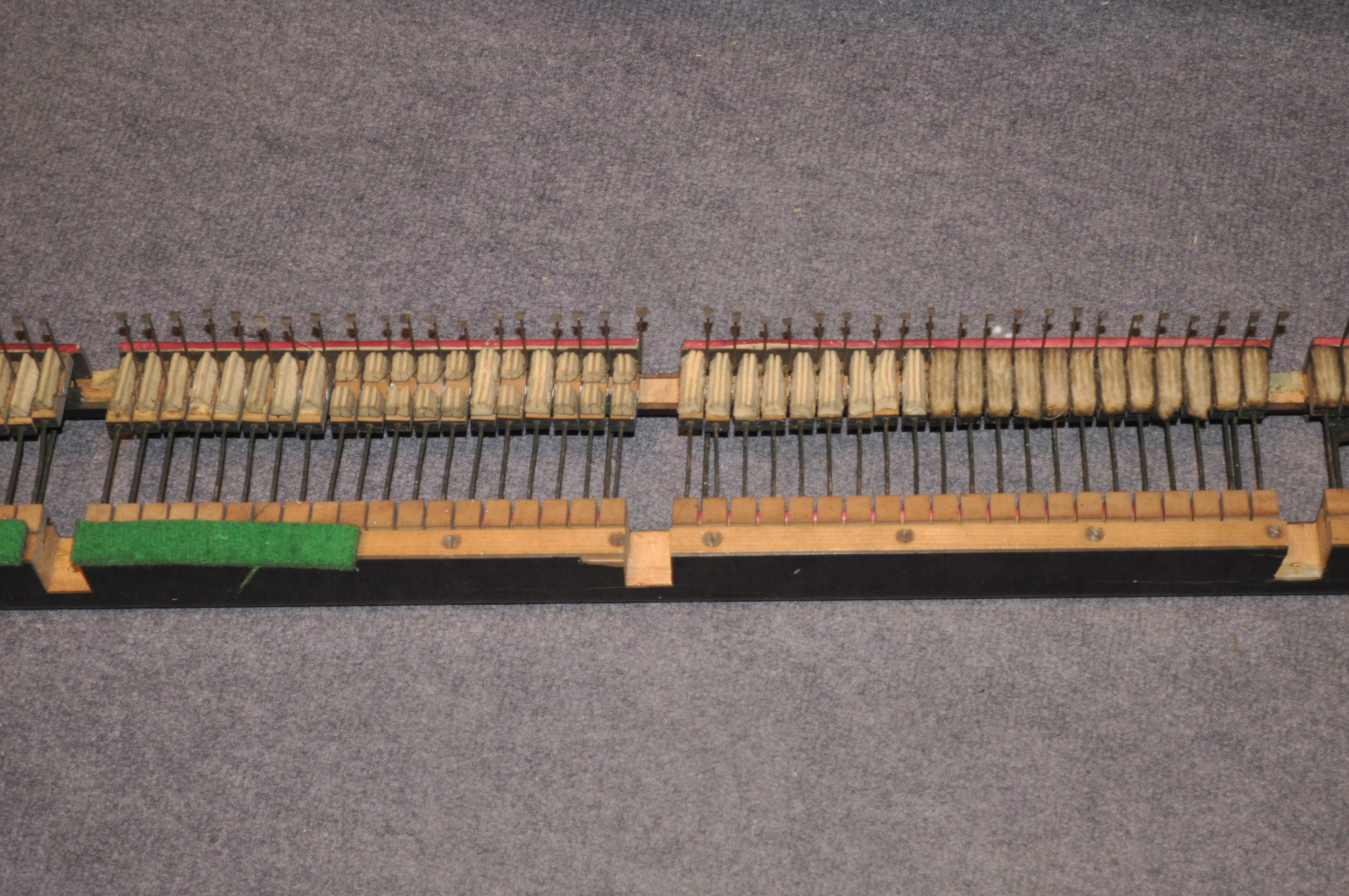 Wiener Flügeldämpfung - 1048