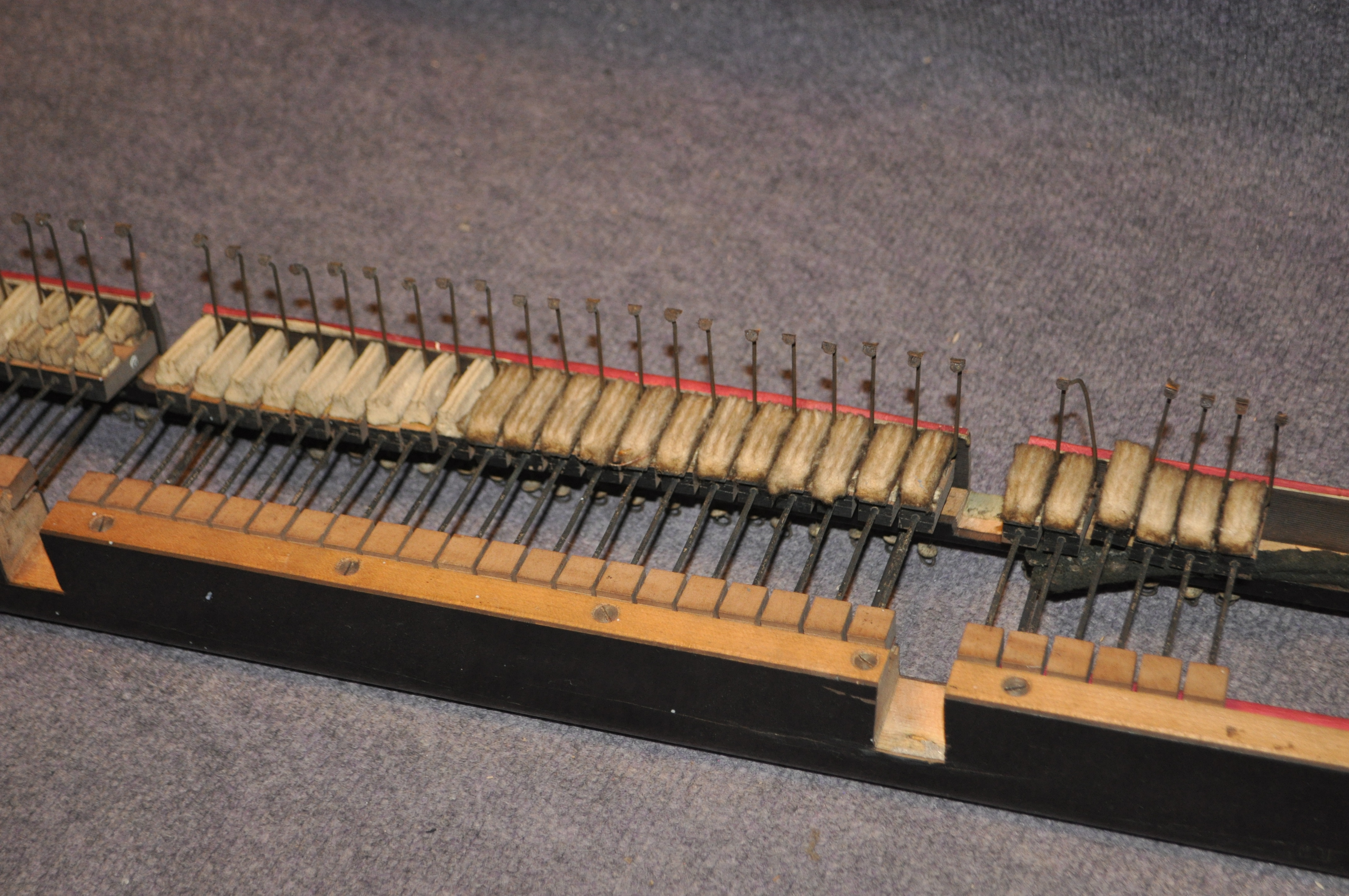 Wiener Flügeldämpfung - 1048