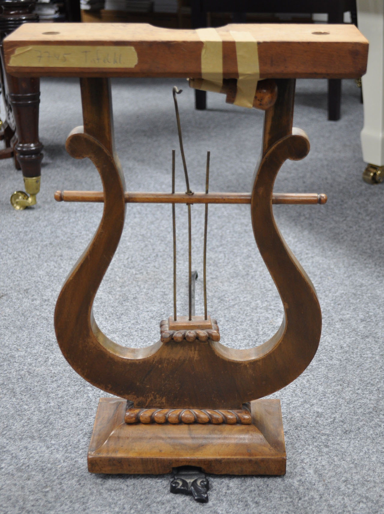 Lyra Tafelklavier - 1381