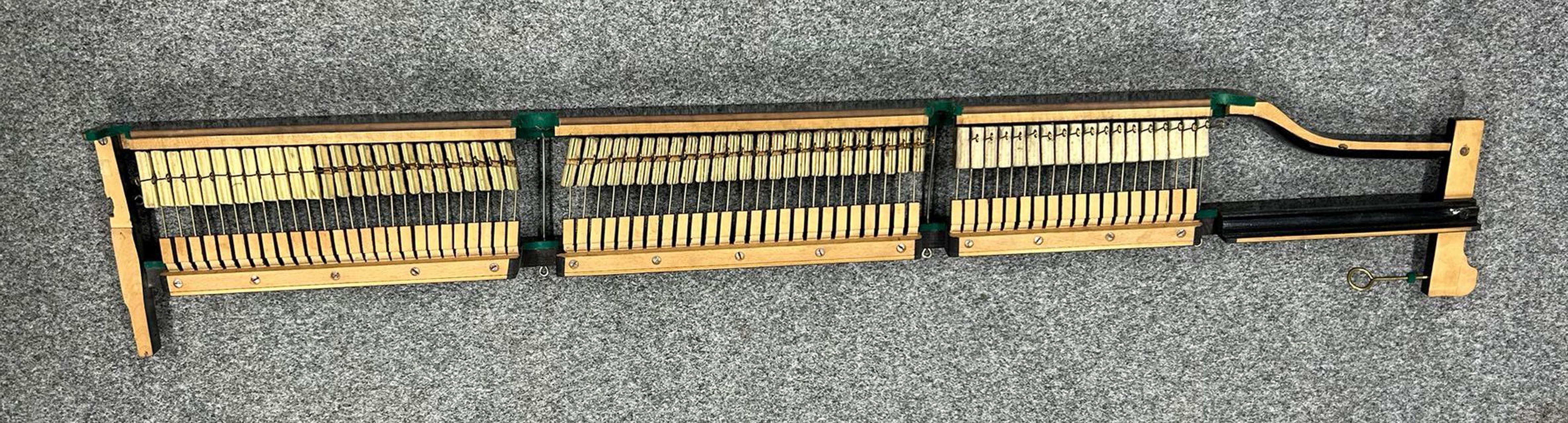 Dämpfung Wiener Mechanik - 1438