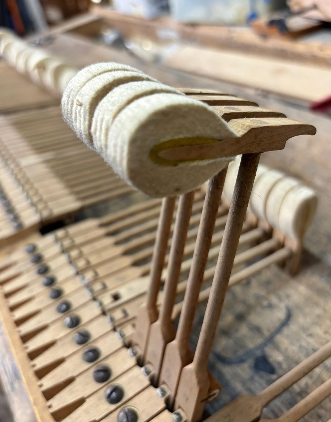 Hammerk&ouml;pfe und Stiele f&uuml;r Bechstein - 1441