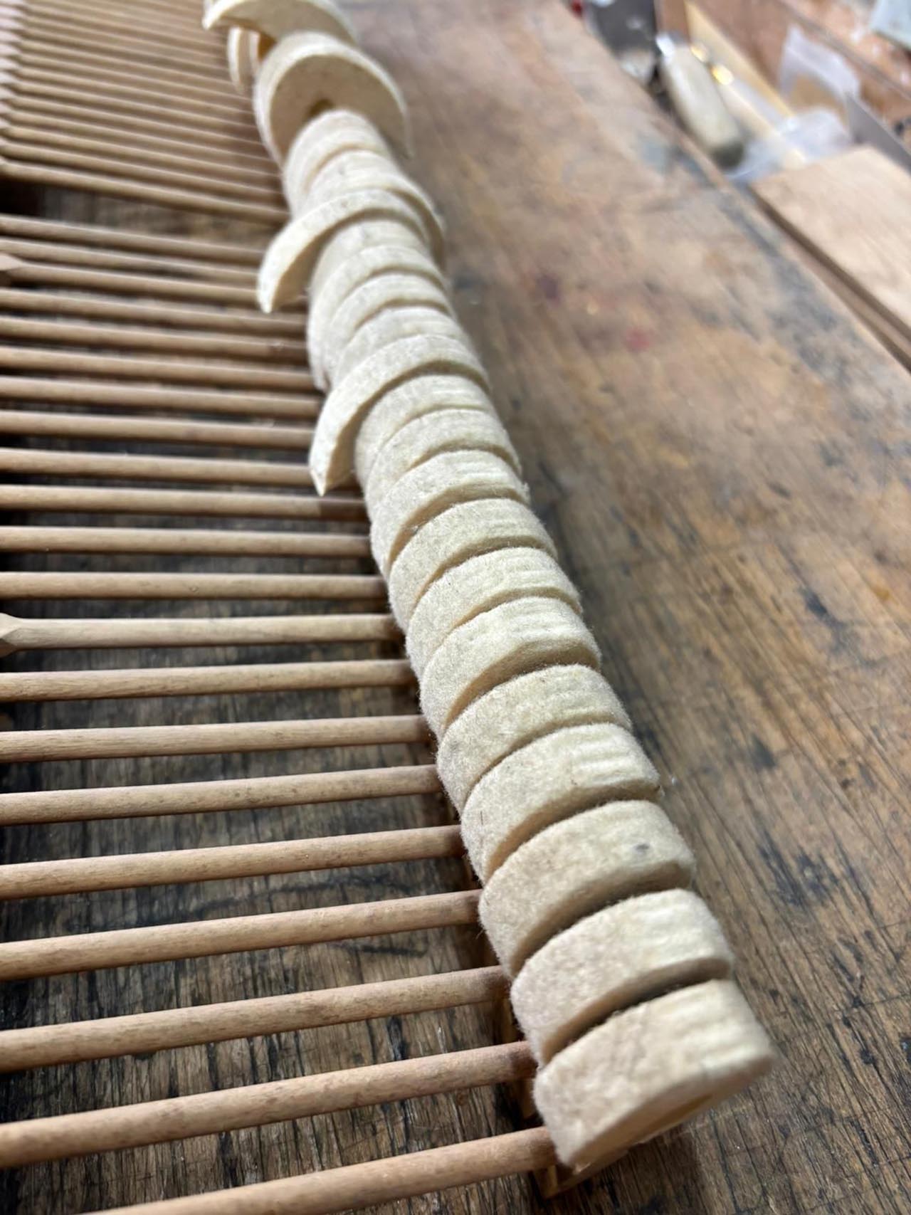 Hammerk&ouml;pfe und Stiele f&uuml;r Bechstein - 1441