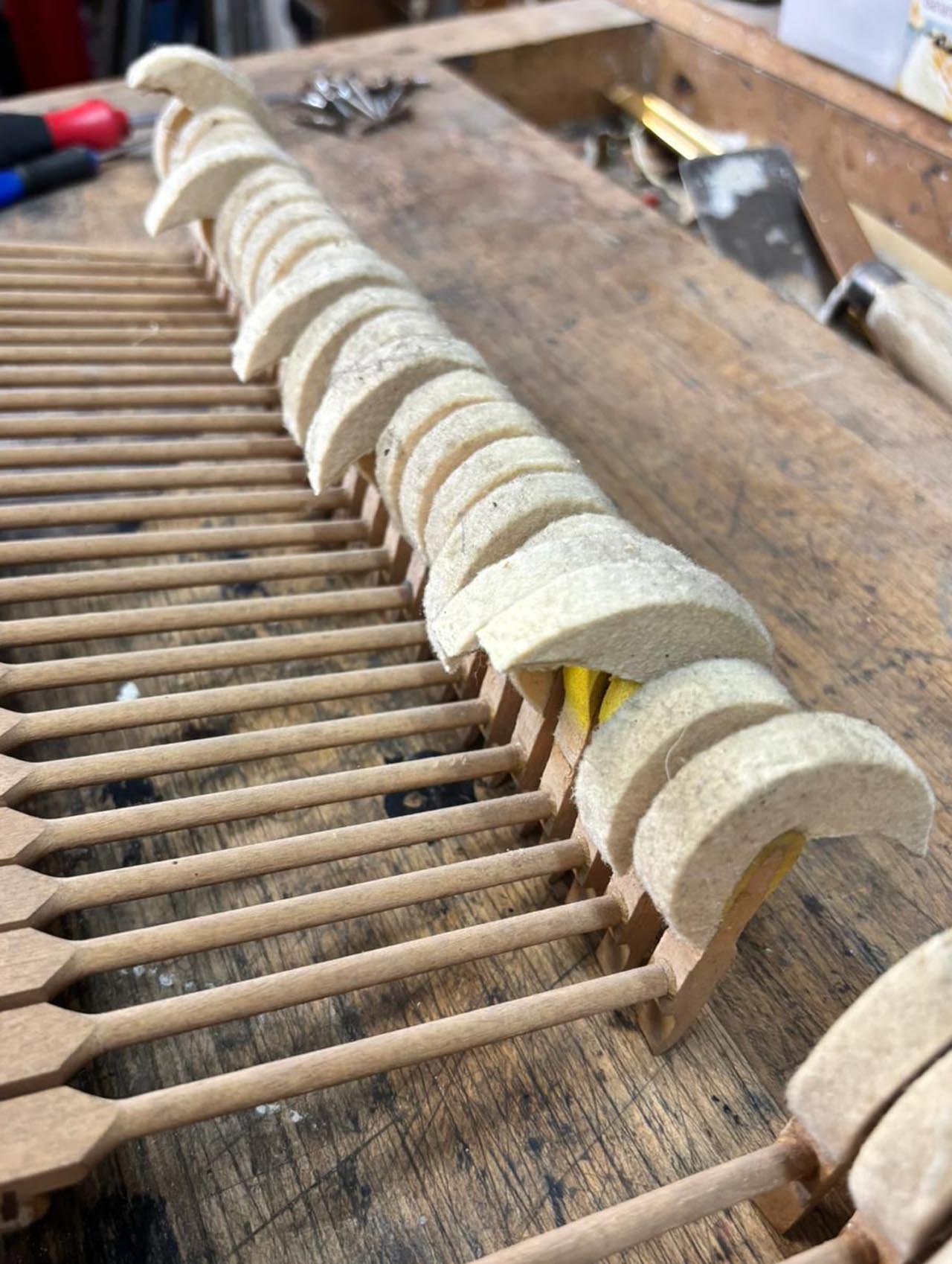 Hammerk&ouml;pfe und Stiele f&uuml;r Bechstein - 1441