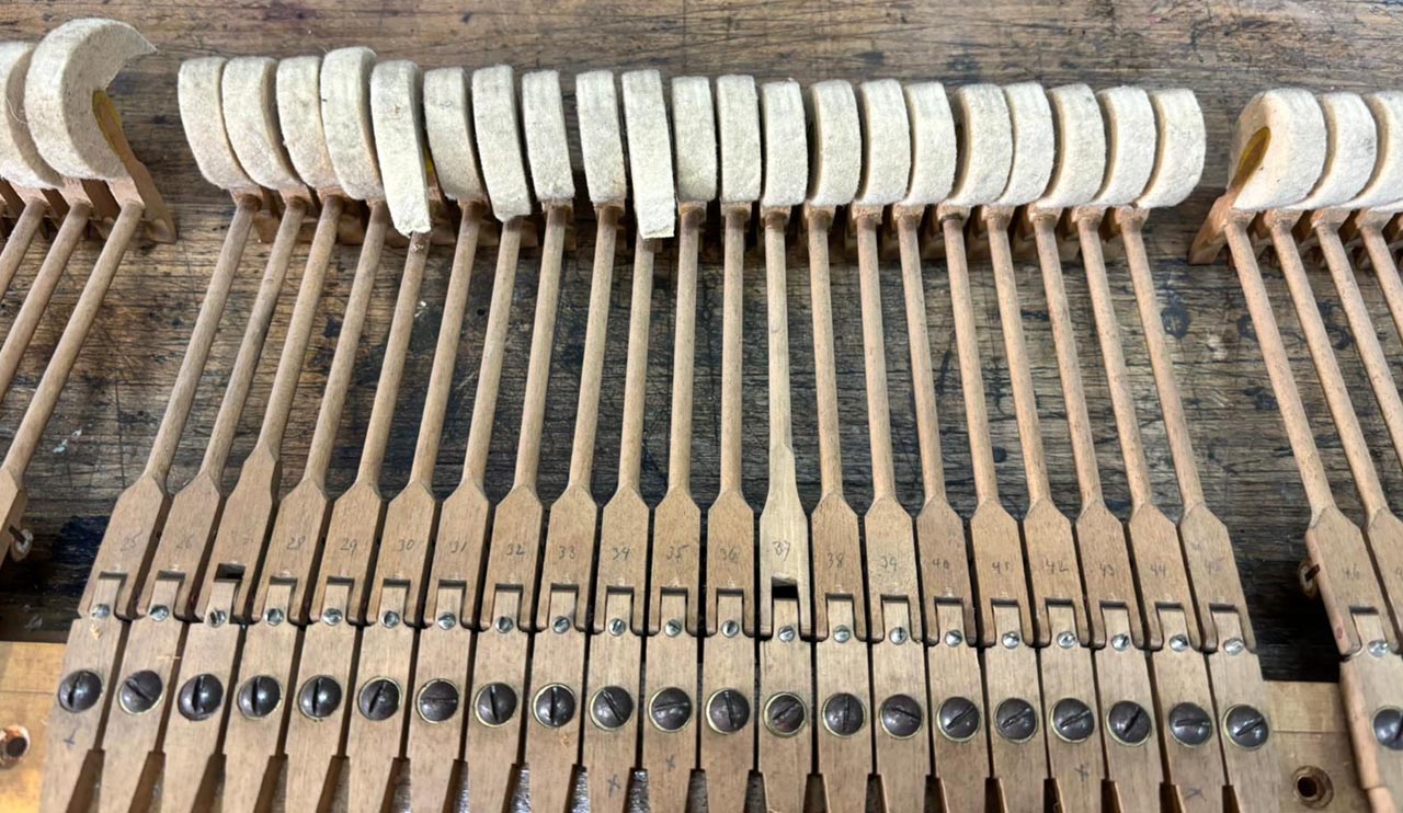 Hammerk&ouml;pfe und Stiele f&uuml;r Bechstein - 1441